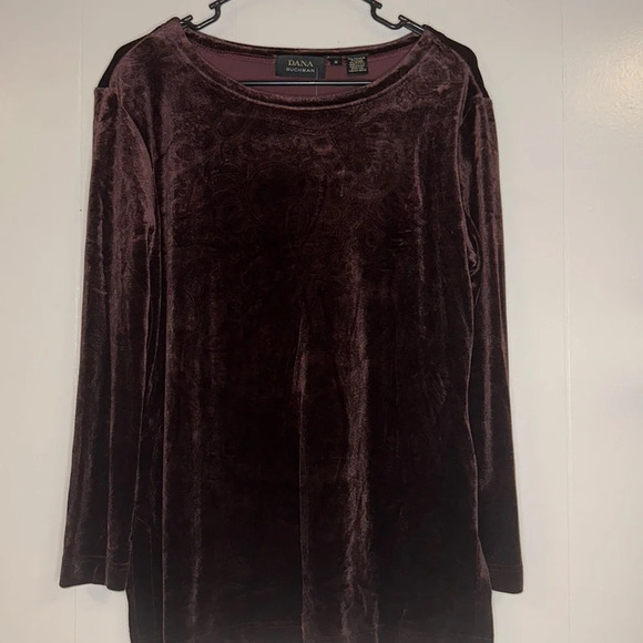 Dana Buckman Crushed Velvet Top Deep Merlot - Picture 2 of 11
